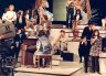 Fanclub, 1968, dank Piet Muys. - Presentatie: Sonja Barend. Het Westend drumstel als te zien op de foto is de set van Jaap Eggermont, The Golden Earrings.