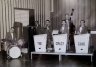Haags orkest The Crazy Gang. Op Westend drums: Jaap de Waay  -